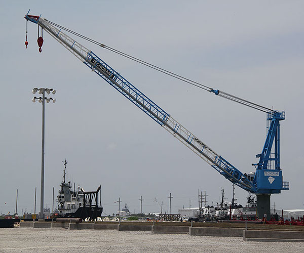 Port Use Ship Use Hydraulic Lattice Boom Marine Deck Cranes.jpg